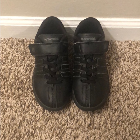 Children’s K-Swiss Size 2 - Picture 1 of 2